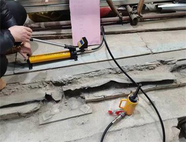 北京某建設(shè)工程有限公司螺栓拉拔試驗(yàn)