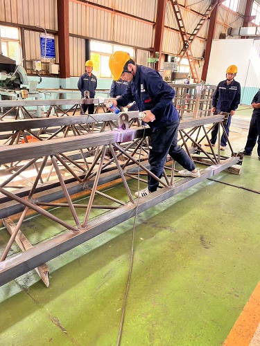 吊裝扁擔(dān)滲透探傷 - 副本.jpg