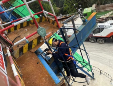 河南某建設(shè)有限公司工字鋼梁磁粉探傷