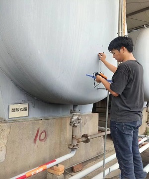 儲罐超聲測厚.jpg